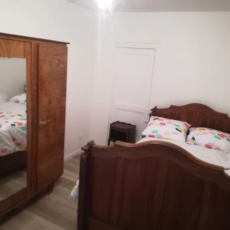 Ferienwohnung 3 Pieces Pont De Loire Plein Centre Face Musee Nevers Exterior foto
